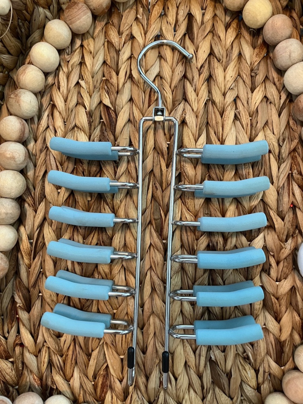 Tie & Belt Hanger with 26 Hooks